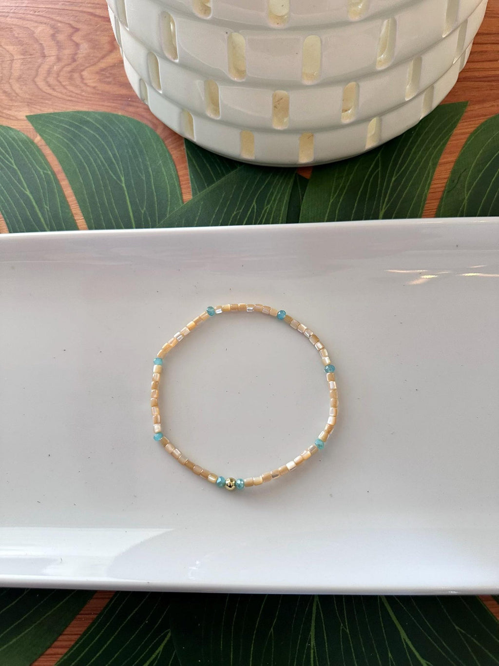 Olivia Natural Shell Anklet -